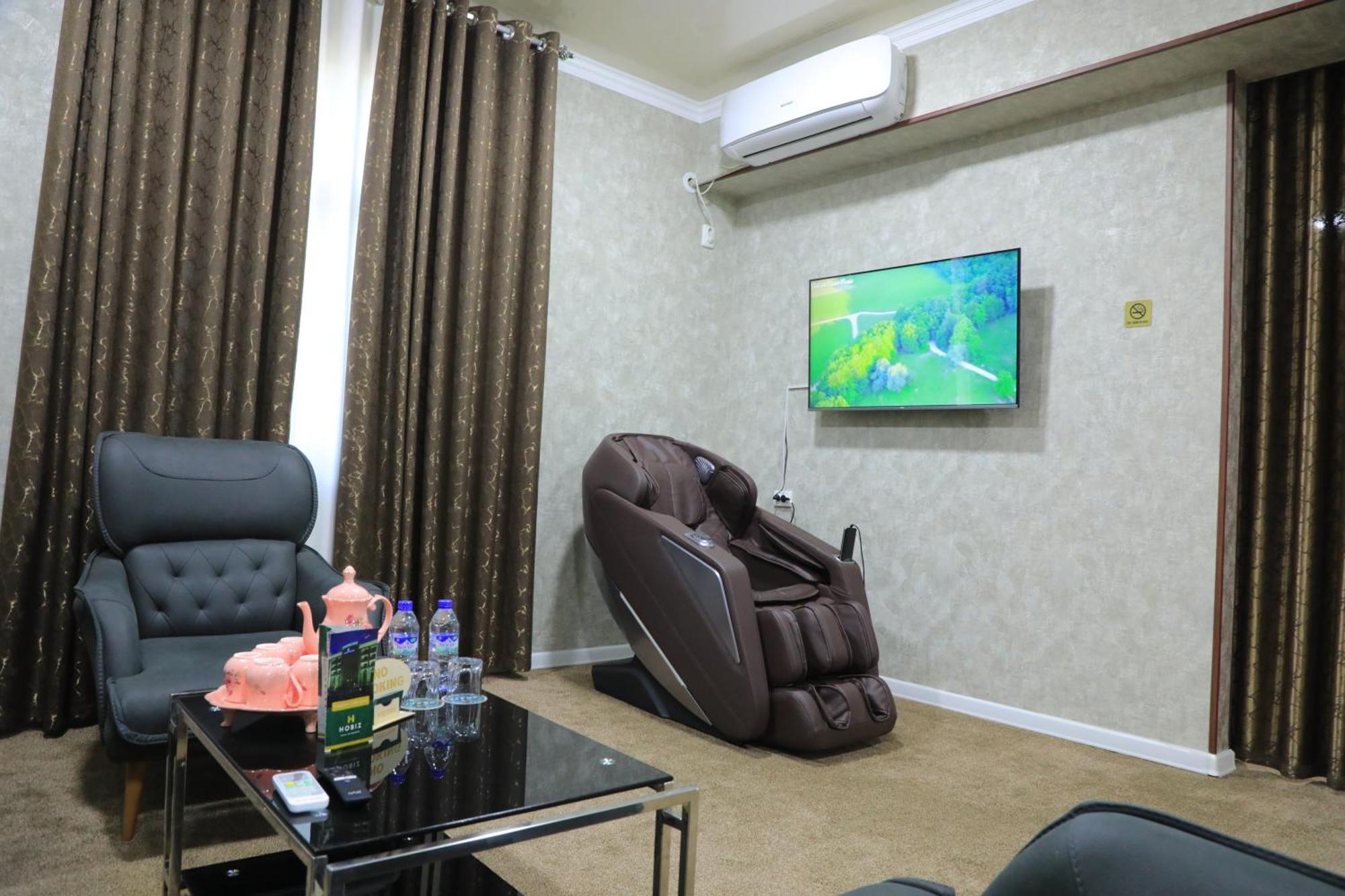 Hobiz Hotel Navoi Ngoại thất bức ảnh