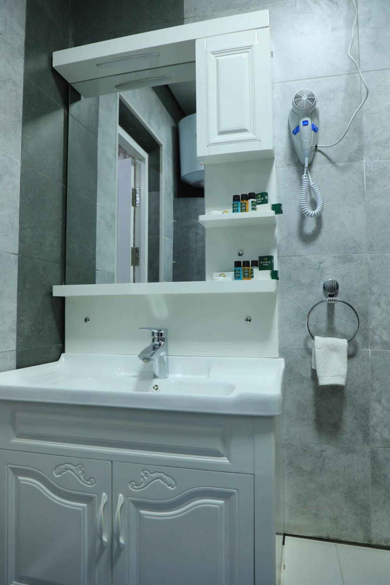 Hobiz Hotel Navoi Ngoại thất bức ảnh