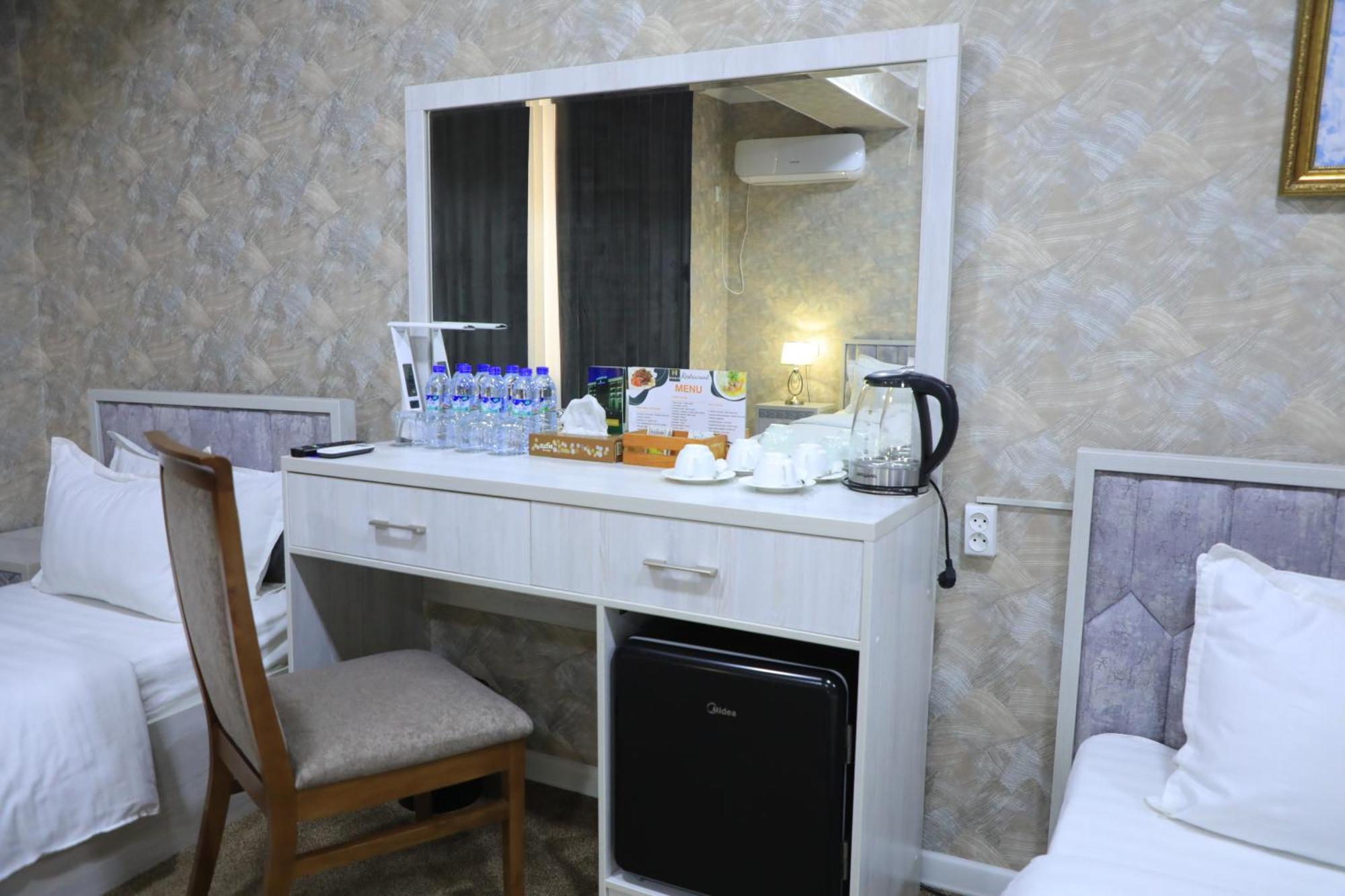 Hobiz Hotel Navoi Ngoại thất bức ảnh