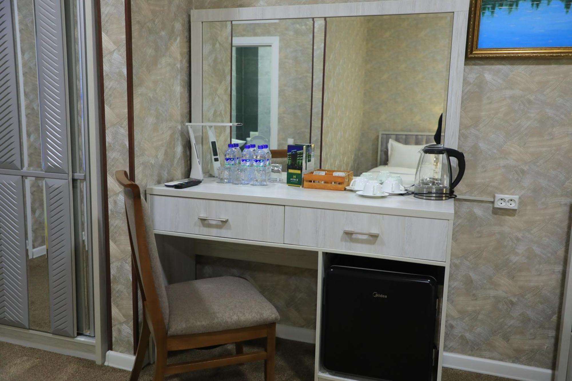 Hobiz Hotel Navoi Ngoại thất bức ảnh