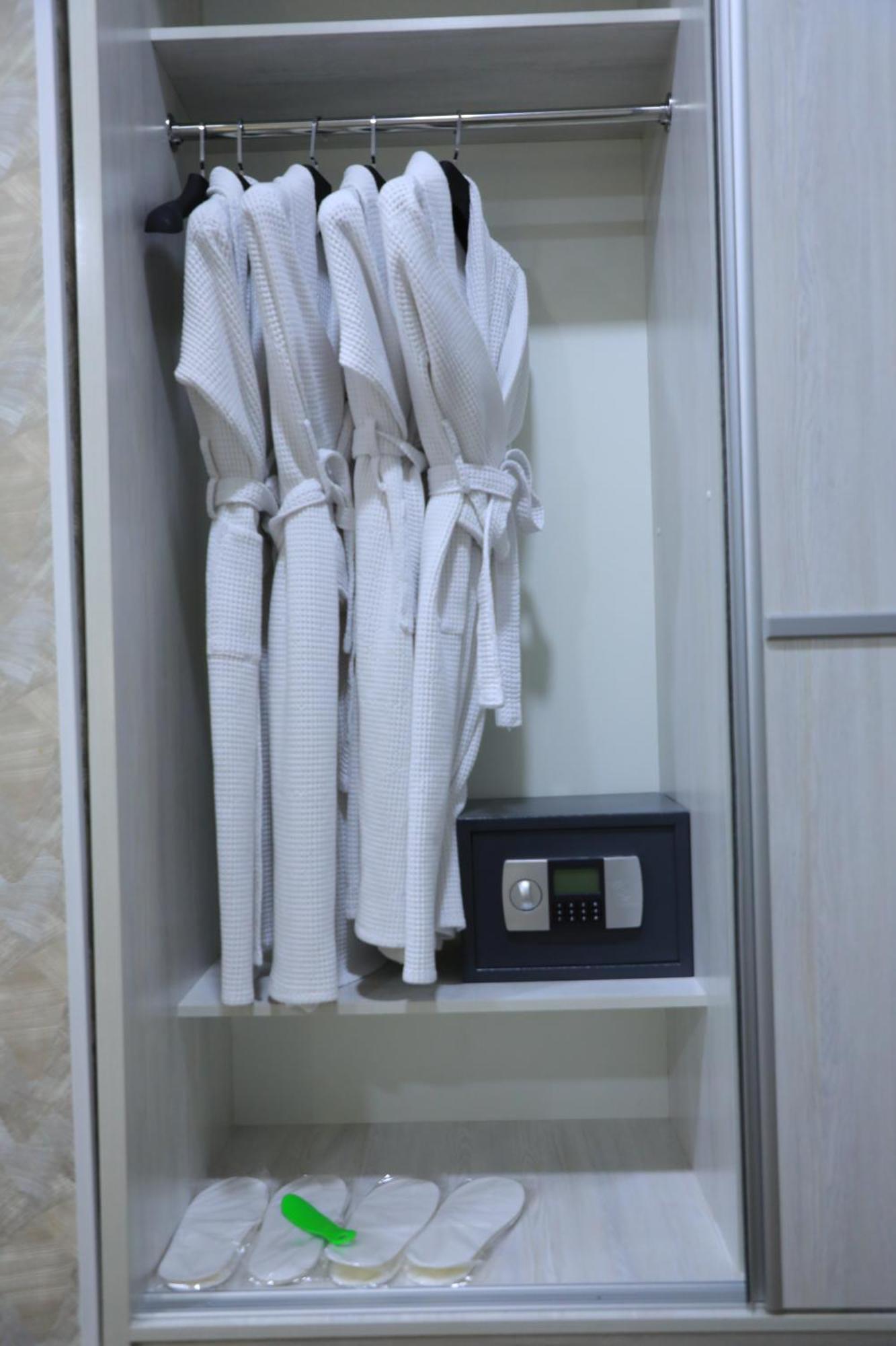 Hobiz Hotel Navoi Ngoại thất bức ảnh