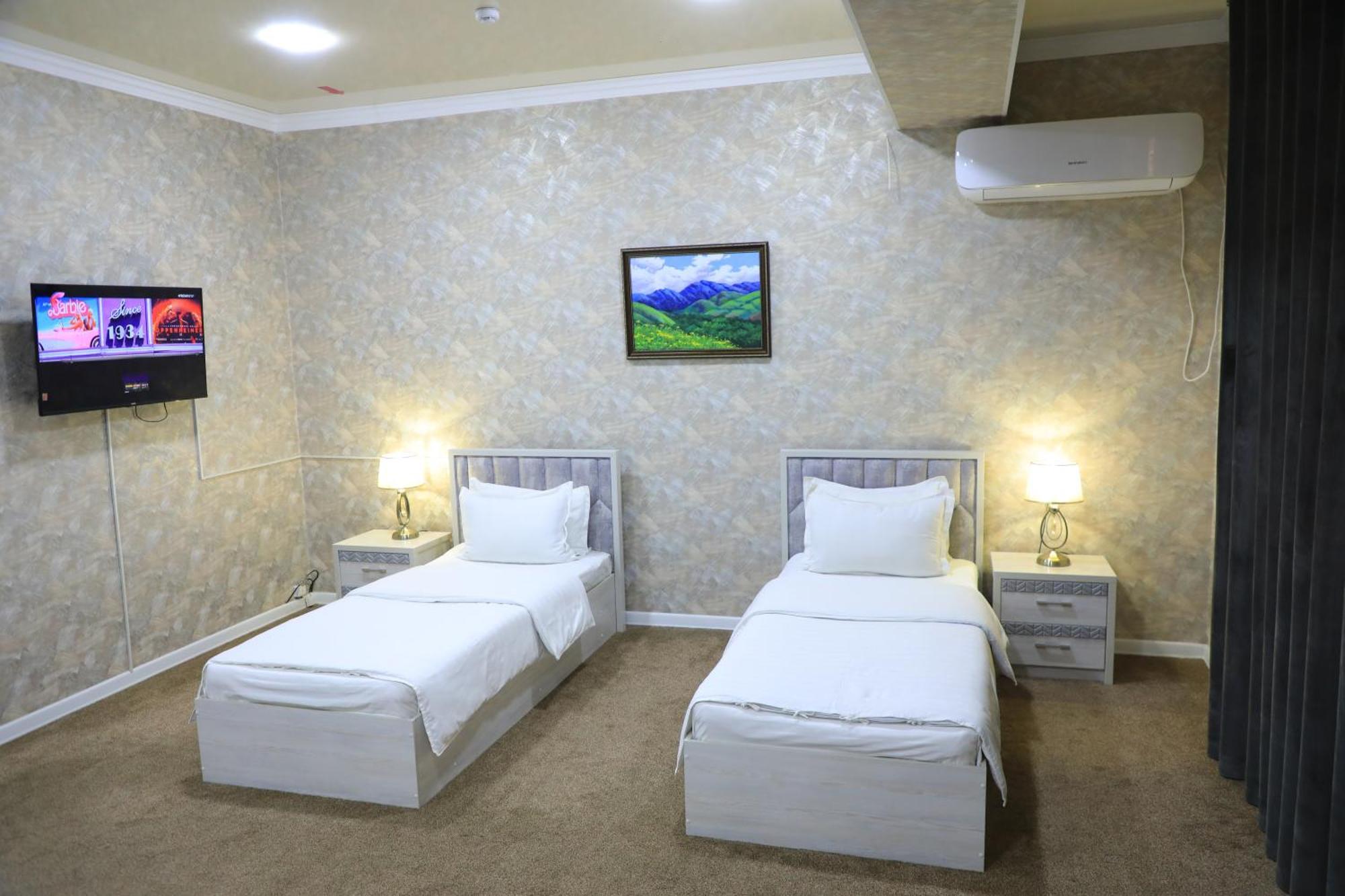 Hobiz Hotel Navoi Ngoại thất bức ảnh