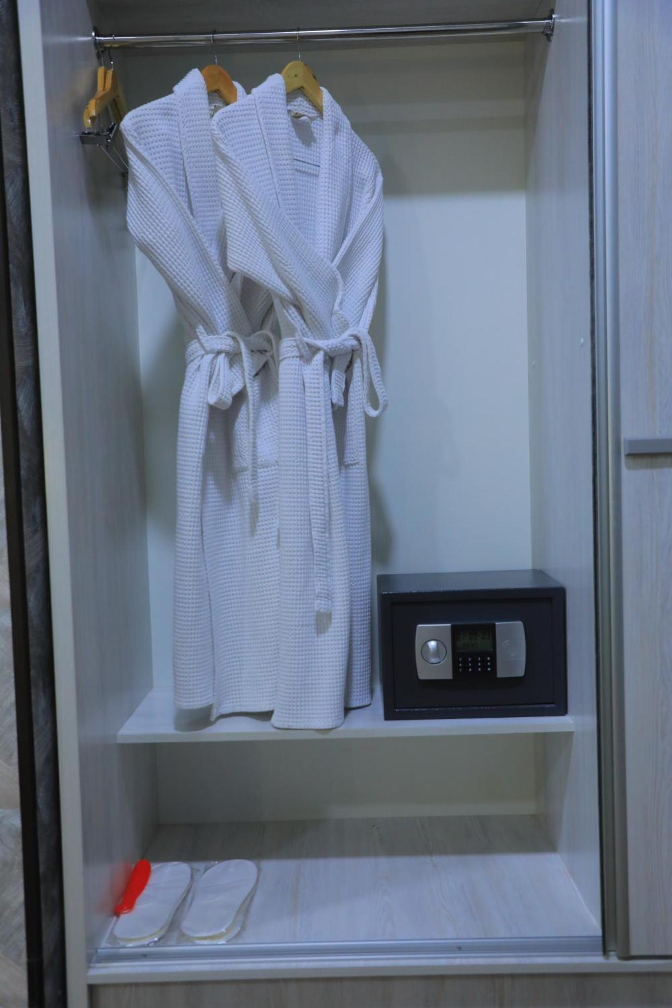 Hobiz Hotel Navoi Ngoại thất bức ảnh